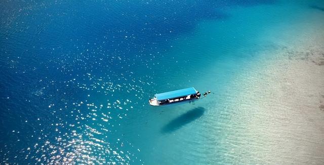 一年赚大陆游客14亿！转投美澳后竟拒接中国航班，该国现状如何？