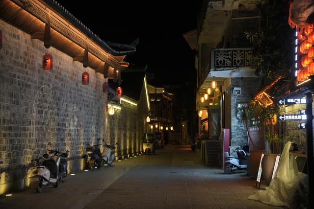 刚从贵州黔西南回来，避开人潮玩了四天，说说我的感想与 10 条建议