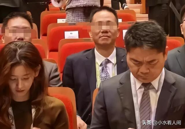 婚变风波48小时后	，刘强东不再沉默，坦言“在老婆面前没了自信”