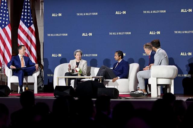 英特尔暴涨90%！特朗普巨资“入股”芯片，传说中的翻身仗来了？