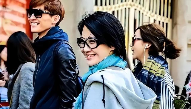 她一生 “风流成性、老少通吃”，撩汉无数，现如今56岁却依旧单身