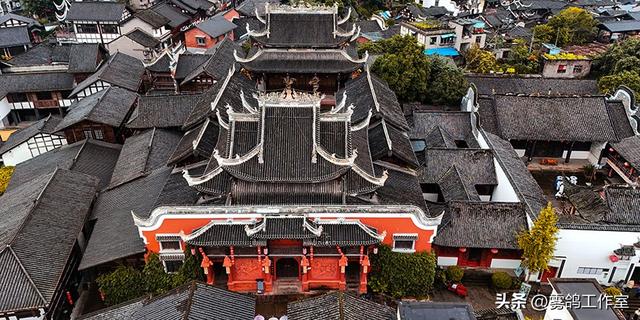 松溉古镇：在雨丝里缝补的一段旧时光