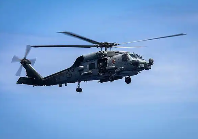 发不出军饷、捞不起军机，美方要请中国帮忙？中方的回应杀人诛心