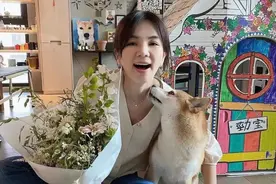 “女团鼻祖”Ella的3亿豪宅：那松弛感，网友直呼“爱上想住”图片