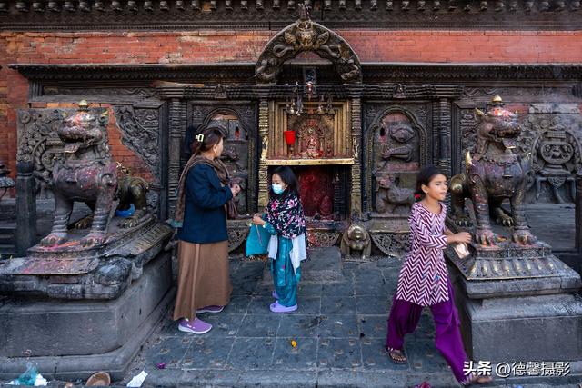 尼泊尔摄影之旅（19）——巴德岗杜巴广场（人文篇）