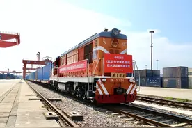 开行至挪威新线路 中欧班列（武汉）跨境运输线路增至54条图片