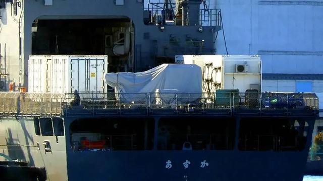 号称“专打中国”的日本电磁炮上舰,口径40毫米,与中国比如何?