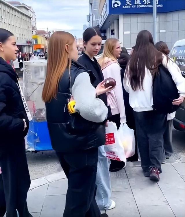 俄罗斯人正在大量涌入中国！目的不是旅游，而是另有流量密码