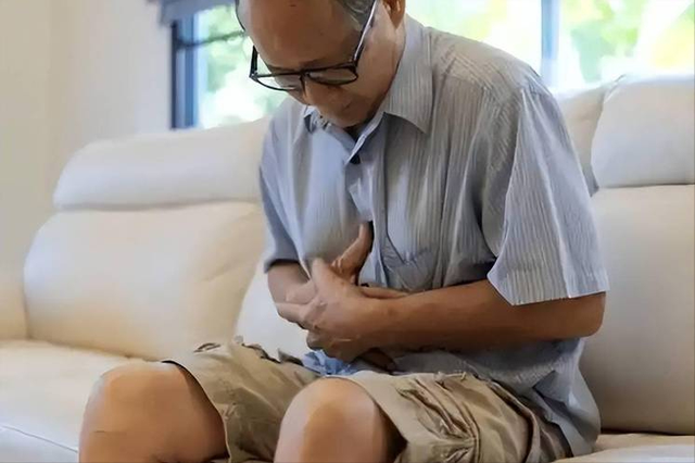 葡萄被发现有奇效！医生表示：甲状腺患者吃葡萄时，多注意这5点