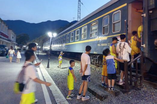 徐家坪景区：高温里的“清凉秘境” 夏日游玩正当时