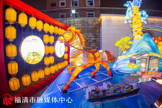 流光溢彩！东瀚“四骏”花灯惊艳亮相！