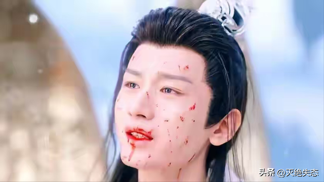 脸僵斗鸡眼，绿豆眼，长相磕碜却演“绝世美男”，到底谁给的自信