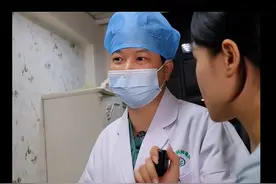 肺癌晚期肿瘤消失，大叔激动不已：不痛了！有他我就能活了！图片