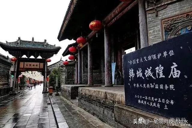 更加郁郁葱葱