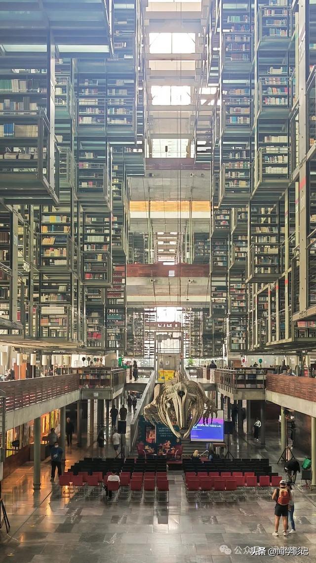 墨西哥城见闻：三文化广场和悬浮图书馆