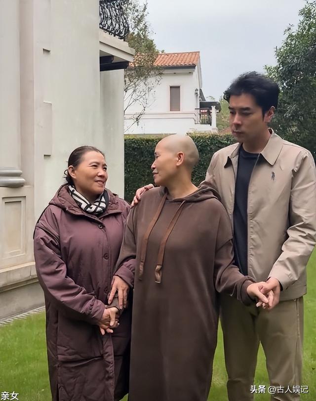 河南穷小伙娶大10岁上海富婆，富婆患癌后剃了光头，他却不离不弃