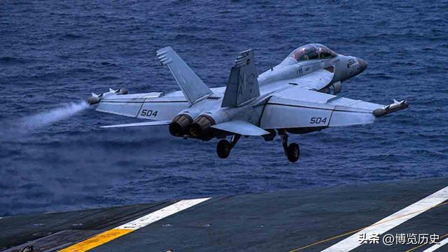 美飞机在南海出事后，发现一个惊人事实，一切都被解放军全程目睹