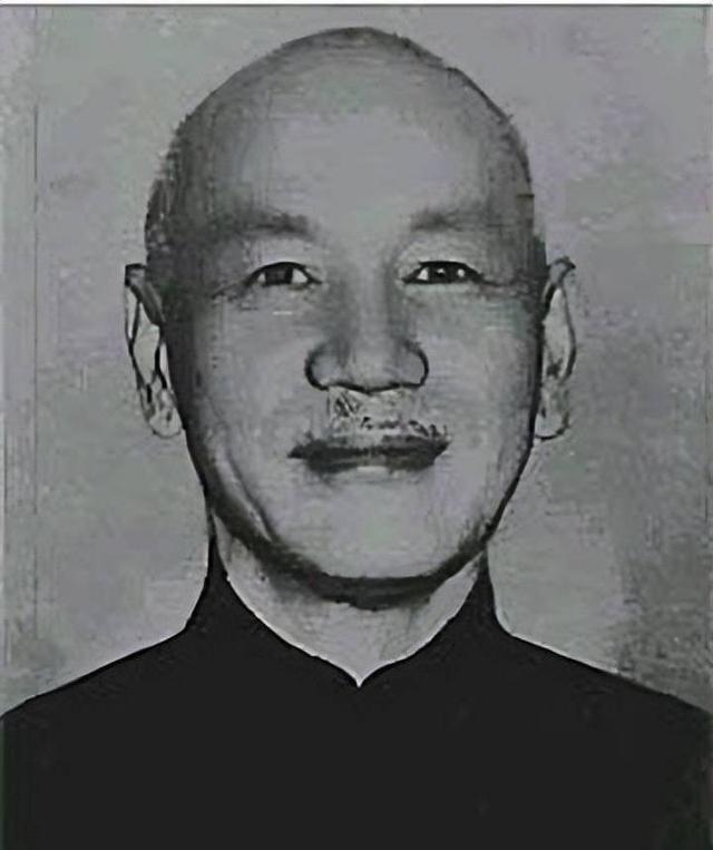 蒋介石曾坦言：世上只有两人能取代我，第一是毛主席，另一人是谁
