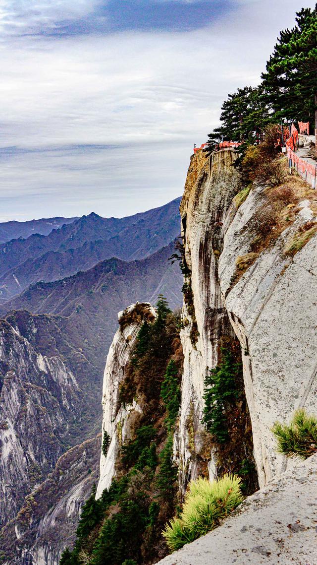 魂牵梦萦，我登上思念已久的华山.......