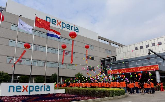 中方做出新表态，荷兰要亲自来中国谈判，美媒爆料：带着条件来的