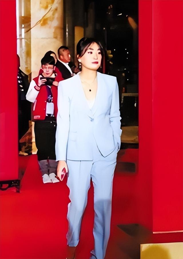 娃哈哈遗产风波没完	，宗馥莉再传3大重磅消息，孟晚舟真没说错