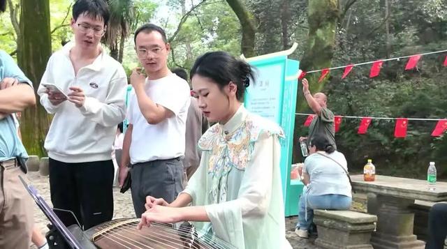 六重优惠！超多活动！庐山赏枫季开启！