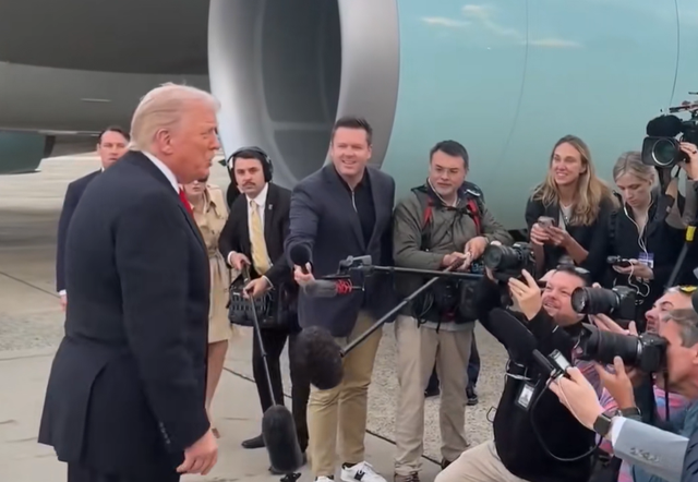 高市早苗对华正式“宣战”！中国两邻居站队日本，特朗普告示全球