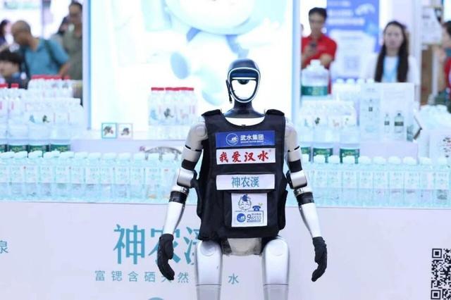 神农溪品牌深度融合文旅产业浪潮，助力2025中国文化旅游产业博览会圆满举办