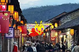 赏灯会 品砖茶 逛非遗 穿汉服 羊楼洞古镇开启精彩“寻龙”之旅图片