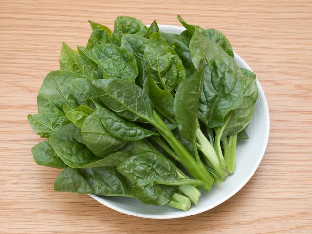 减脂“最猛的”5大蔬菜，西红柿未上榜，黄瓜排第4，建议了解
