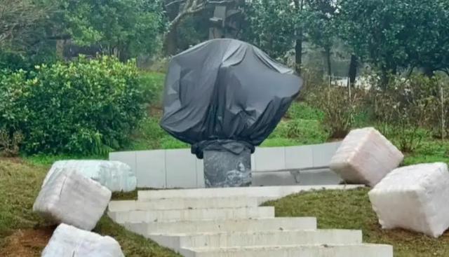 大S雕像正式完工！具俊晔巧妙设计让人泪目，一举动暴露真实感情