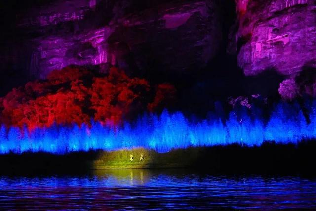 游在鹰潭｜中式美学深度游！山水、烟火、古建玩法全解锁，承包你的诗意周末