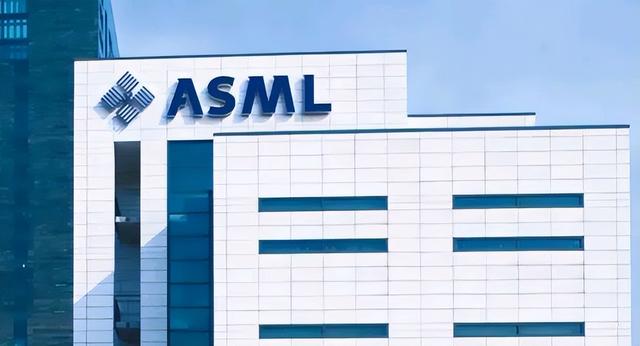 从棚屋起步的光刻巨头：ASML四十年技术突围之路！