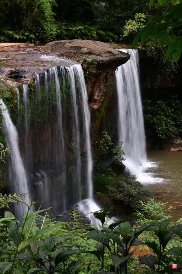 赤水四洞沟瀑布