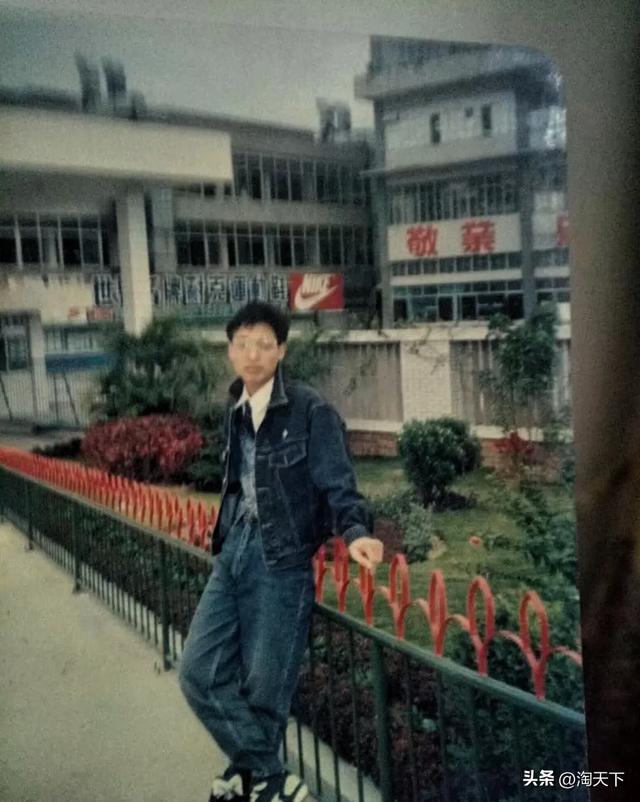 那年我们十七岁！在外努力拼搏未来！沿海风光无限美好