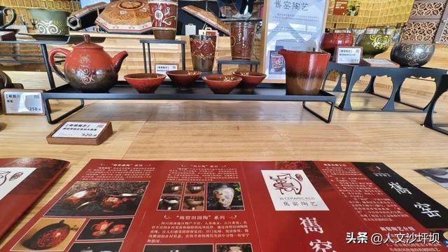 百万职工游巴蜀 | 重庆高铁直达的17℃夏天，高山湖泊 × 温泉瀑布×火把节！趁现在人少赶快冲！