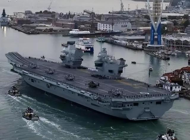 又让张召忠说中了？东拼西凑550亿建的2艘航母	，如今彻底成为累赘