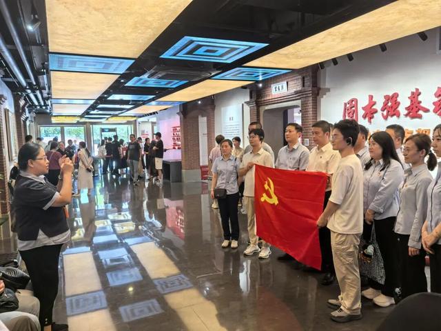 中共四大纪念馆迎来客流高峰，日均观众量屡创新高