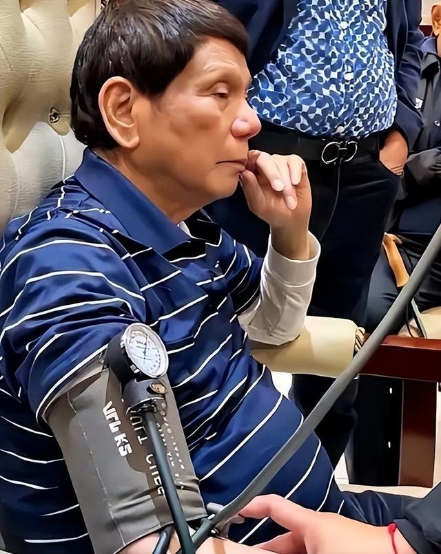 庭审180度转弯，老杜被小女儿害了！海牙打破惯例，莎拉将遭监视