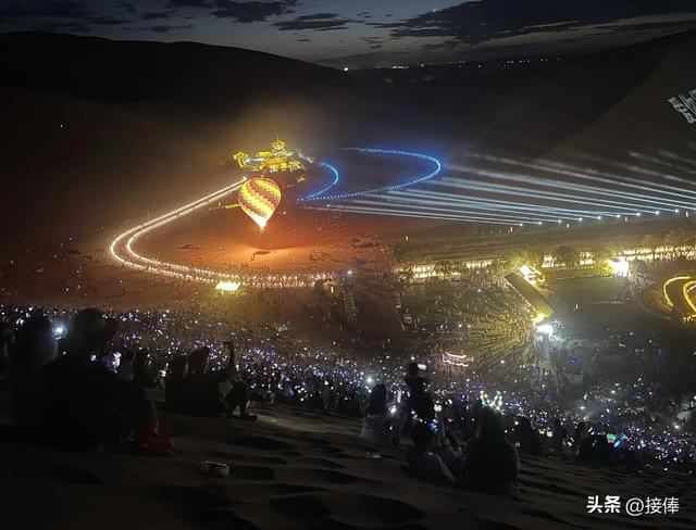张传禄：游鸣沙山月牙泉