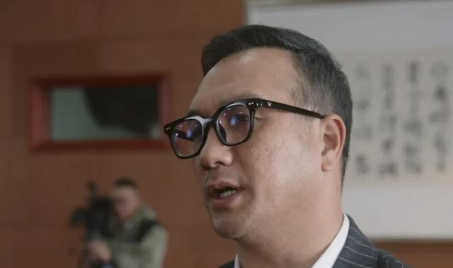 《无所畏惧》直到方丽虹大获全胜，才懂，许卓是害梅大梁的真凶