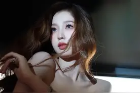 虞书欣高清性感写真美图图片