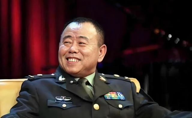 全家移民真相大白2年，享正师级待遇的潘长江，已走上另一条大道