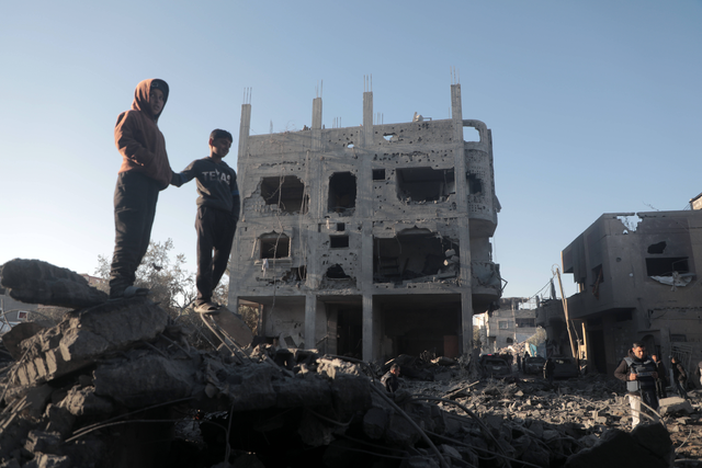 少将海滩被捕！曾发性侵视频曝光昔日战友，以内政乱成一锅粥？