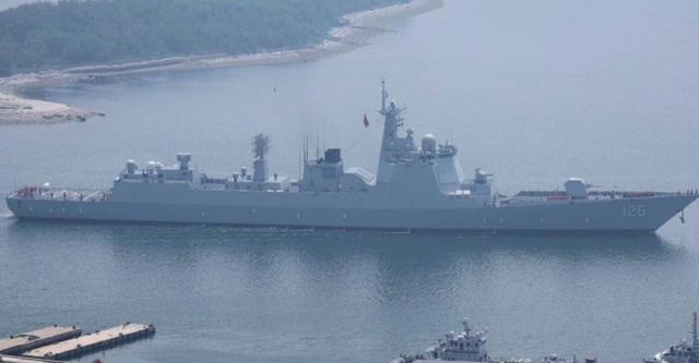 美媒关注小型055密集入列有何意图