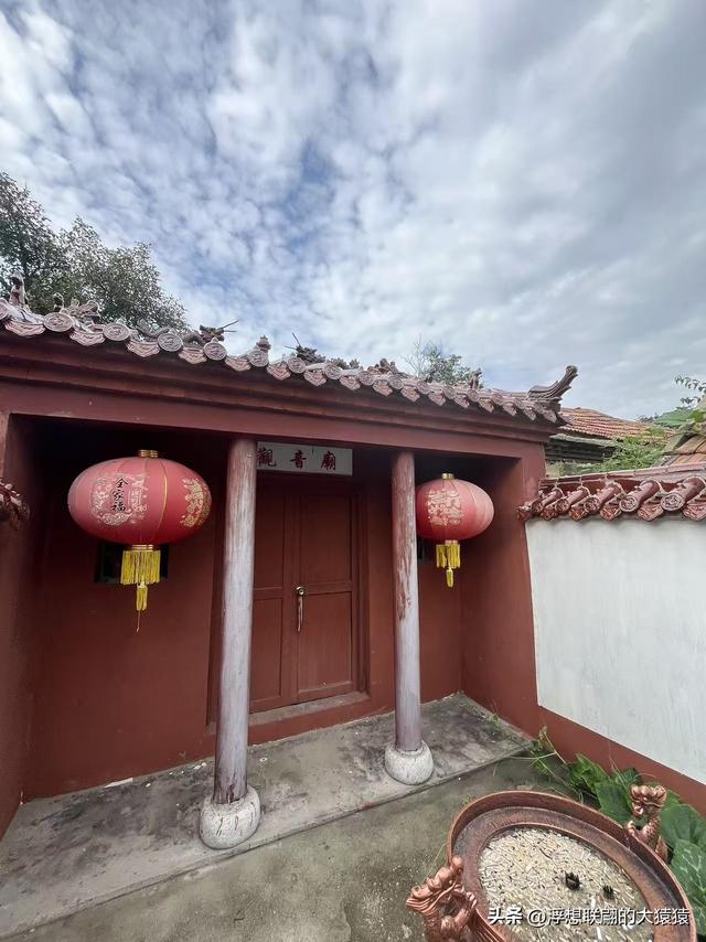 莱芜苗庄有一座隐在山坳里的古村：陡峪