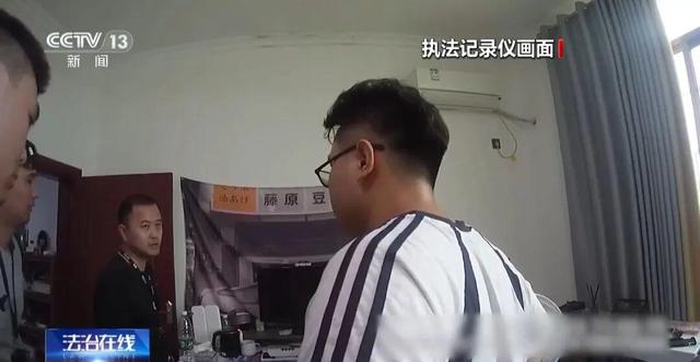 警方破获一起特大涉黄案件，央视披露：男子频繁进出车站洗手间	，留下大量广告牵出暗网，47人落网