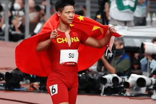 泪奔！全运会正式闭幕，7大名将集体退役，21岁的她最遗憾！