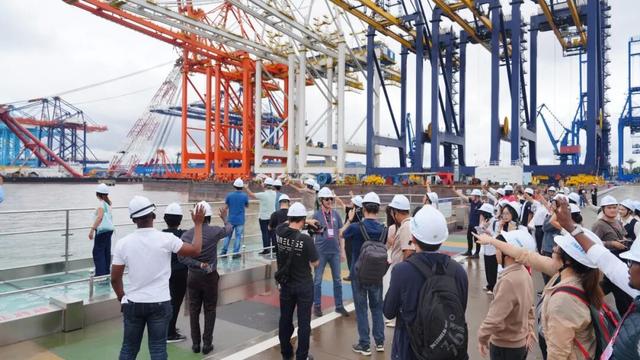 交筑•探索之旅！振华长兴基地举办媒体开放日活动