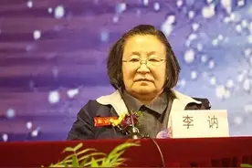 普通工人子弟徐宁，和毛主席的女儿离婚，他后来去了哪儿？图片